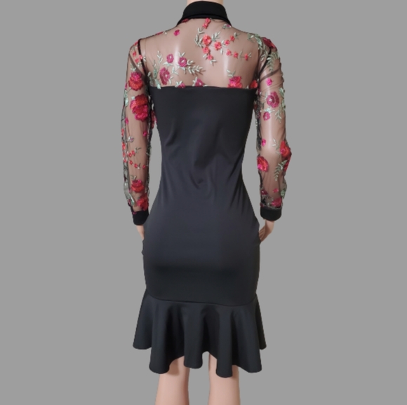 Black Dress - Picture 2 of 3